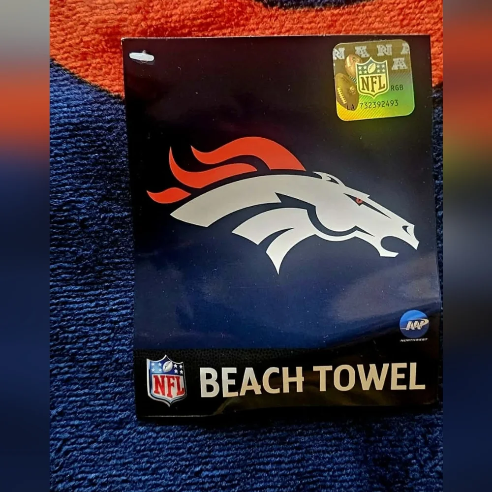 NFL BRONCO/ DENVER BEACH TOWEL